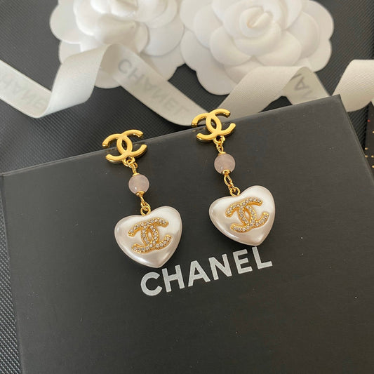 Boucles d'oreilles cœur en verre nacré de qualité supérieure