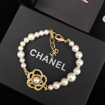Bracelet ajustable perles Camellia
