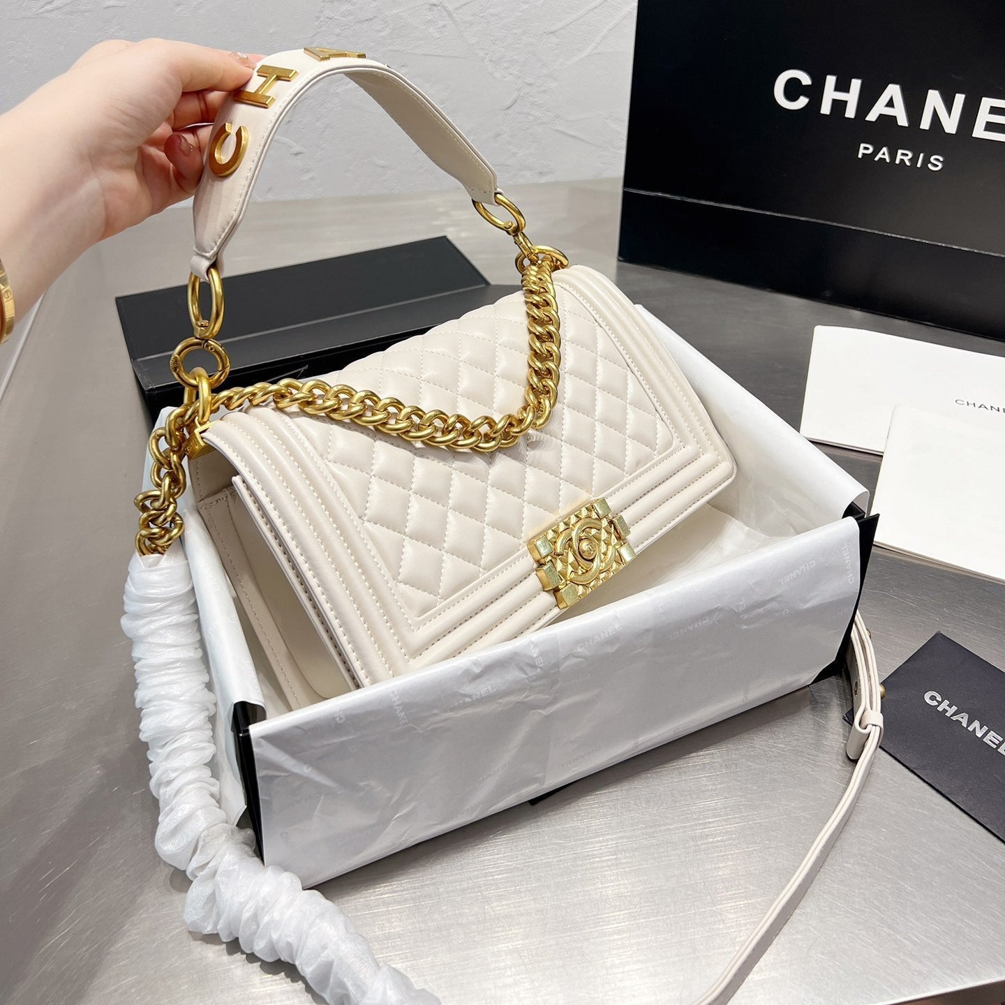 Bolso de Hombro Chanel de la Serie Leboy