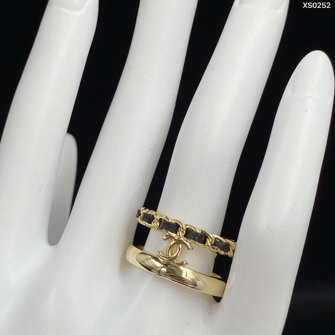 Anillo abierto de cuero con tira de temperamento