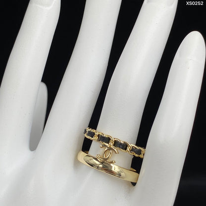 Anillo abierto de cuero con tira de temperamento