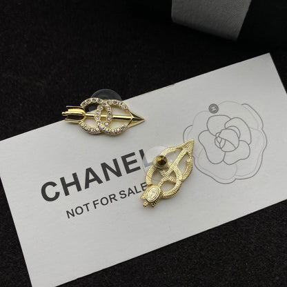 Boucles d'oreilles clous Zircon Flèche de Cupidon