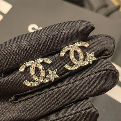 Boucles d'oreilles clous étoile diamant cristal