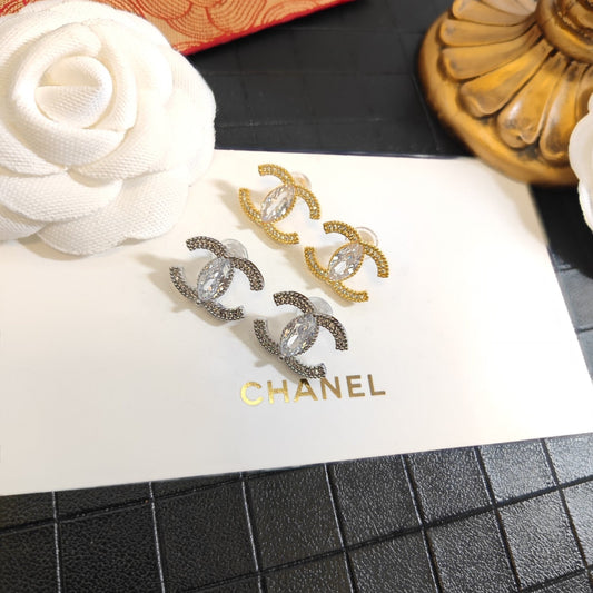 Boucles d'oreilles tendance en diamant et cristal