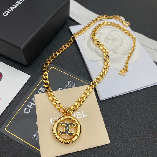 Collier de pull élégant et réglable