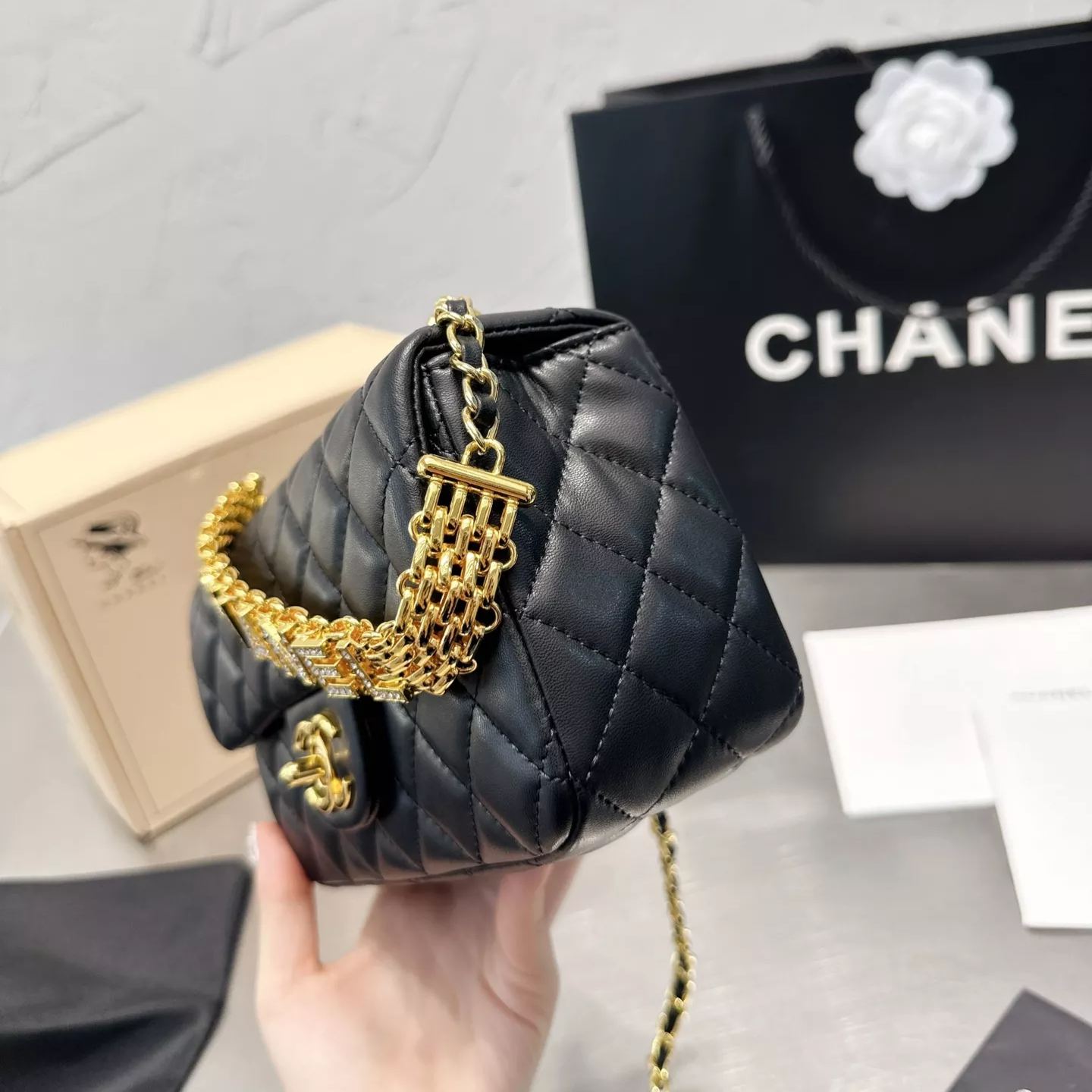 Bolso de Hombro CF Zircon Chain