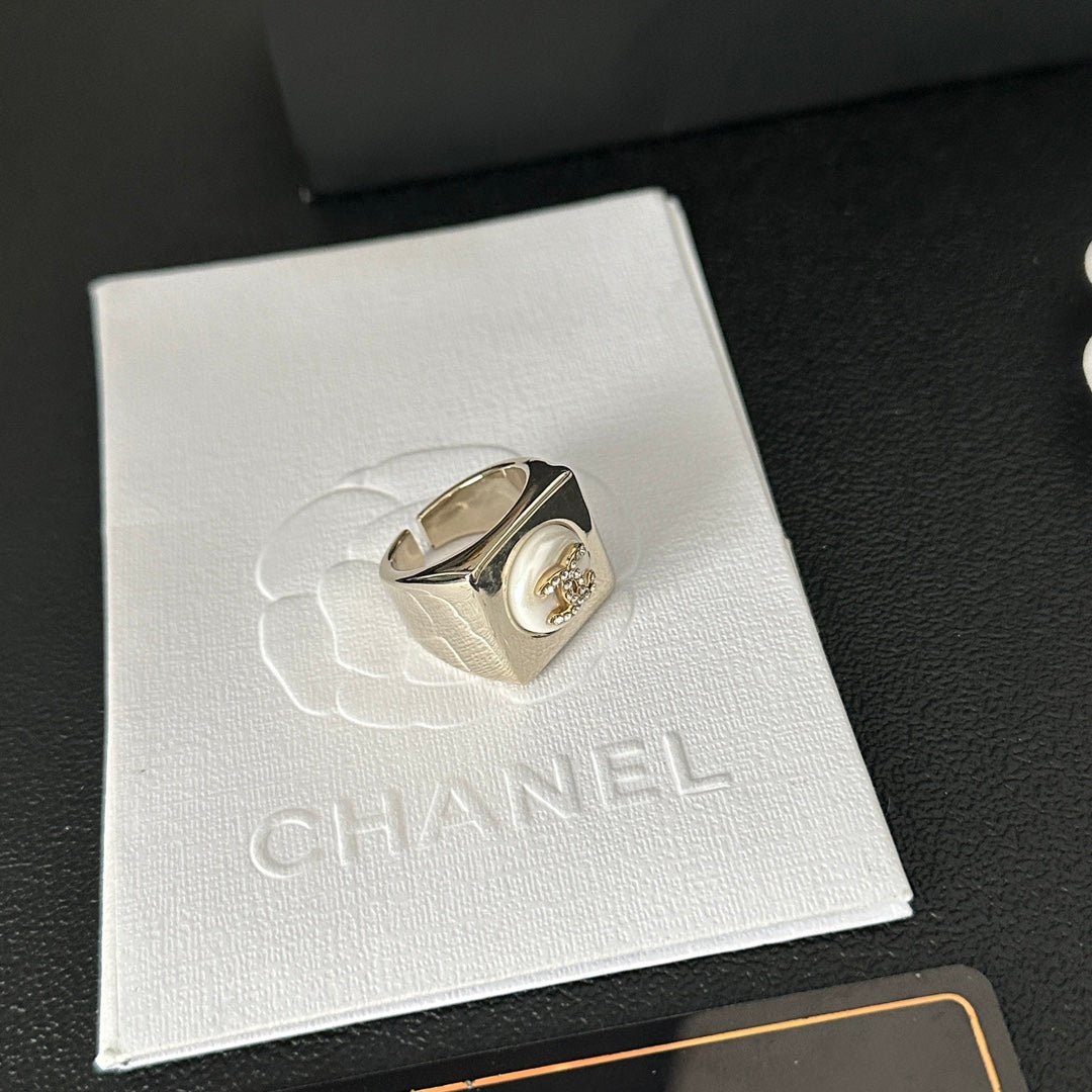 Anillo Abierto Blanco Vintage