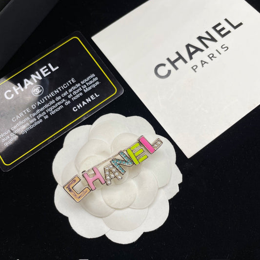 Broche Lettre Colorée Personnalisée