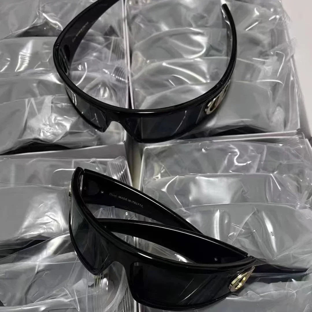 Diadema de moda, gafas de sol novedosas