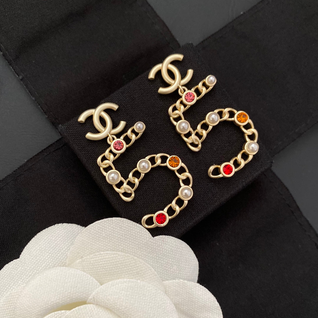 Nuevos pendientes de diamantes de color n.º 5