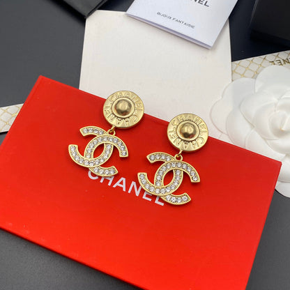 Pendientes colgantes de letras de diamante con temperamento