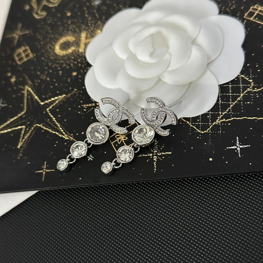 Pendientes colgantes de diamantes redondos