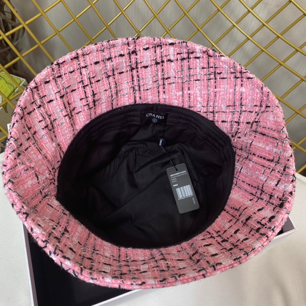 Sombrero de cubo bordado colorido de moda