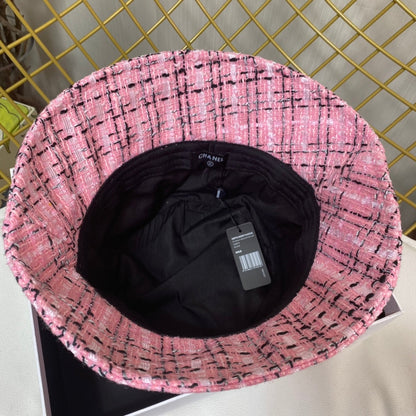 Sombrero de cubo bordado colorido de moda
