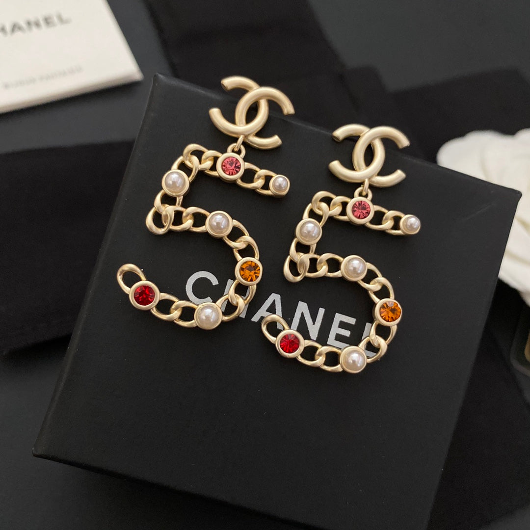 Nuevos pendientes de diamantes de color n.º 5