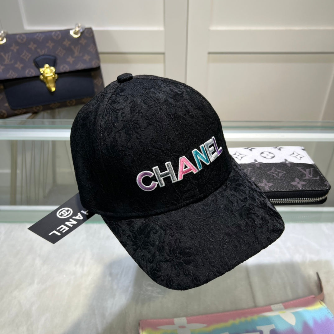 Gorra de béisbol bordada colorida con patrón 3D
