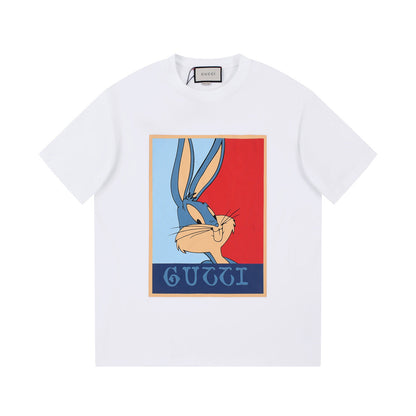 Camiseta con estampado de conejito