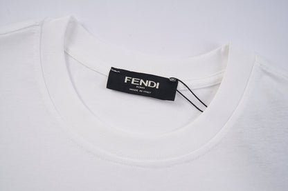 Camiseta estampada con la letra F simple