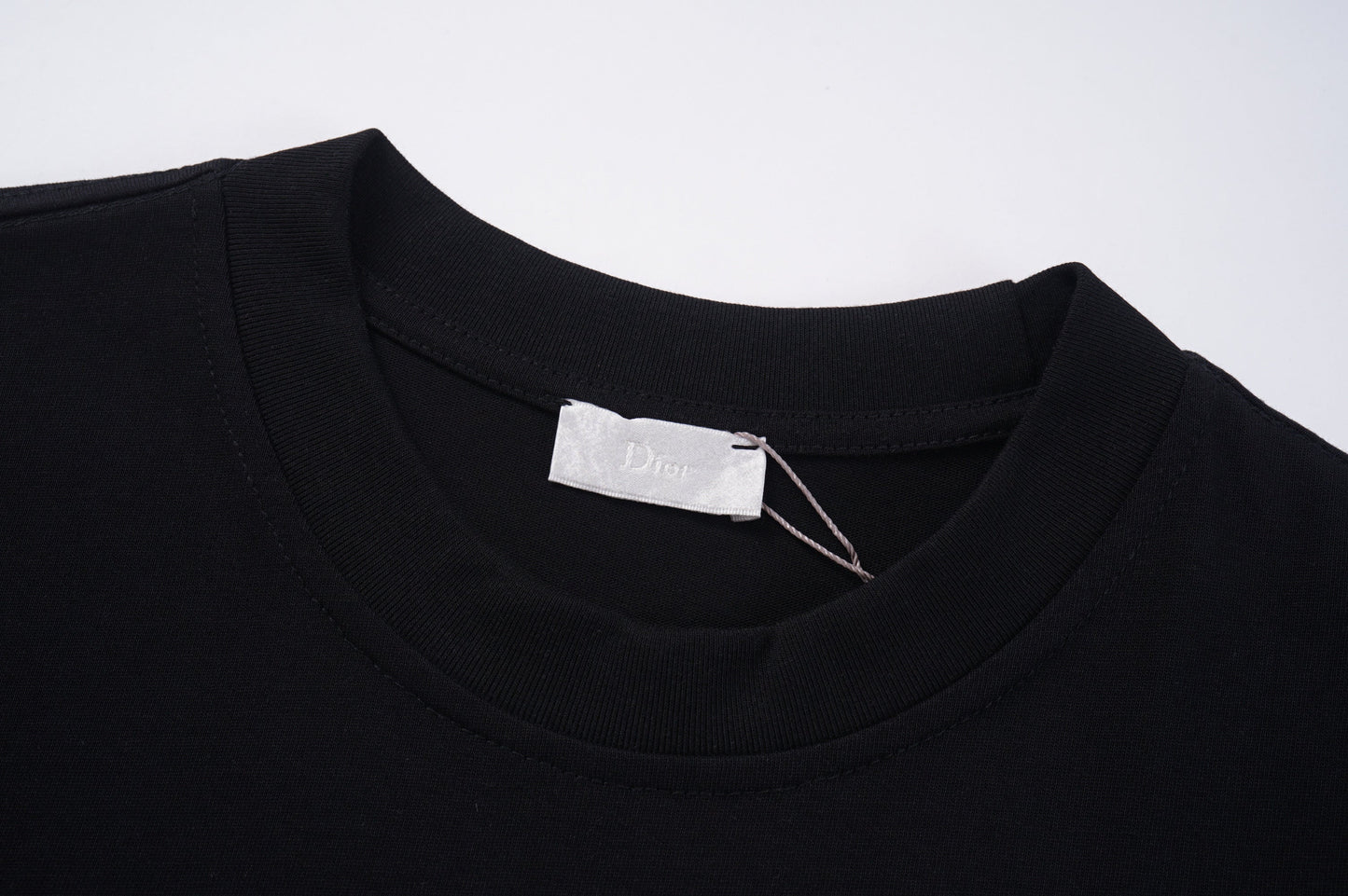 Camiseta con estampado tipo salpicadura de tinta