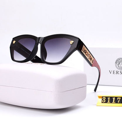 Gafas de sol de exterior con montura grabada y diseño de moda