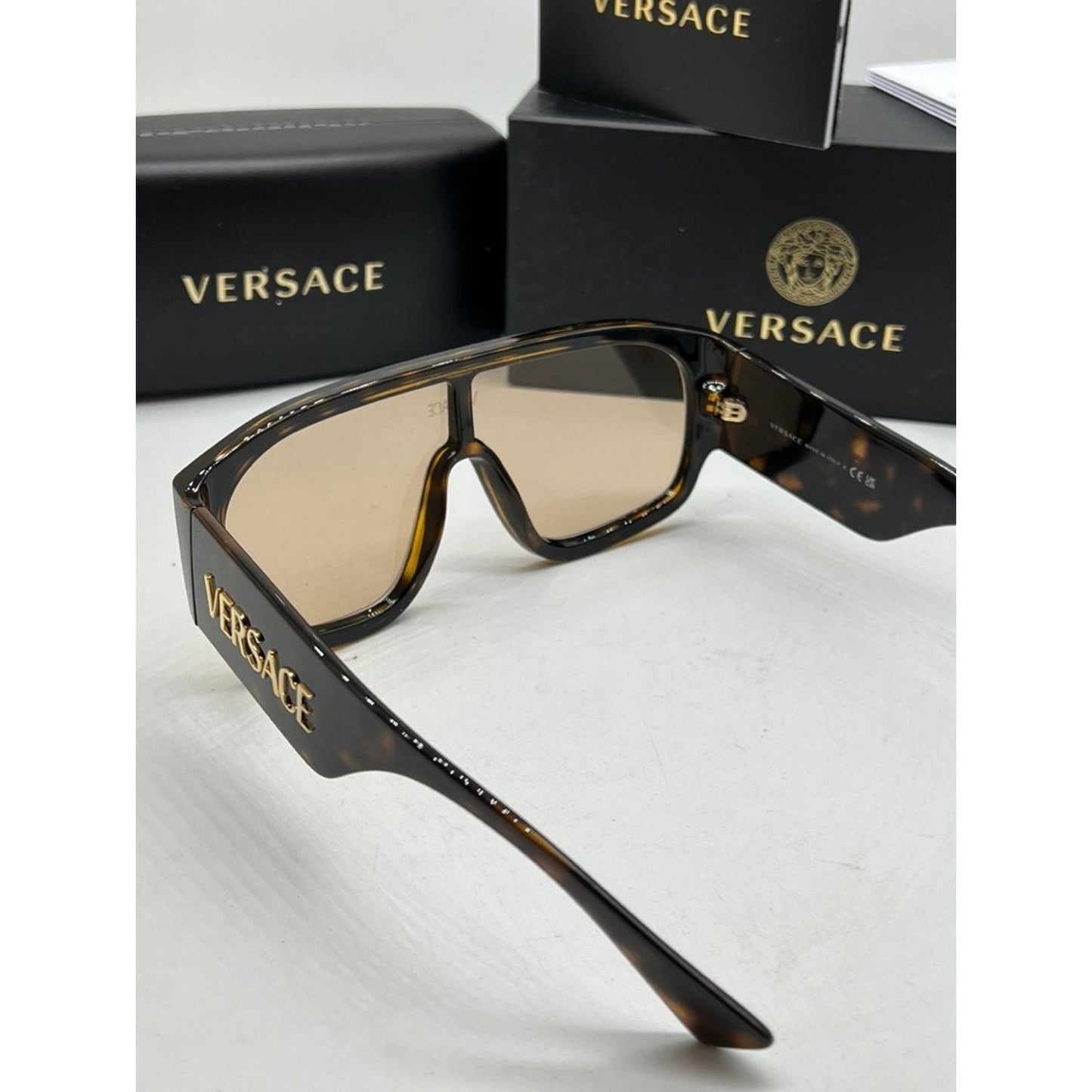 Gafas de sol unisex de una pieza con montura grande y a la moda