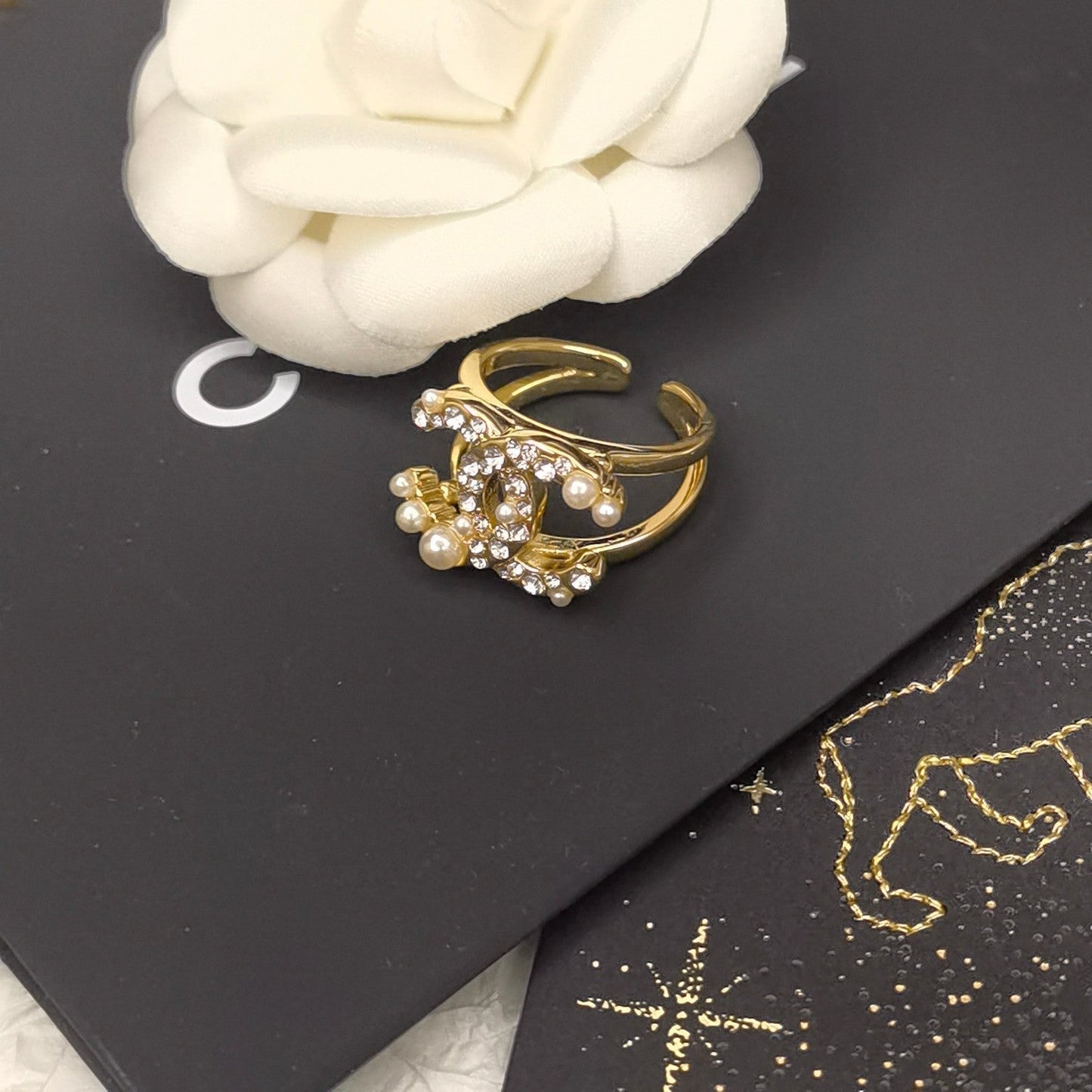 Anillo abierto de perla de moda