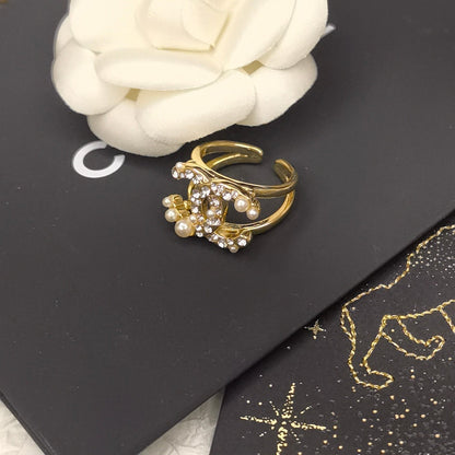 Anillo abierto de perla de moda