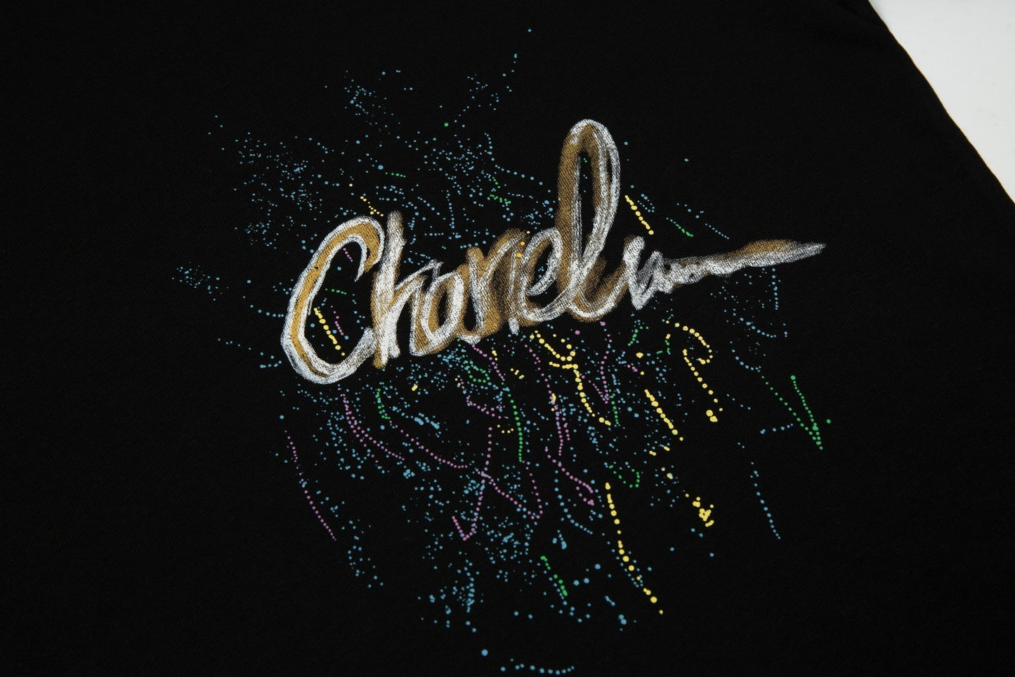 Camiseta pintada a mano con spray
