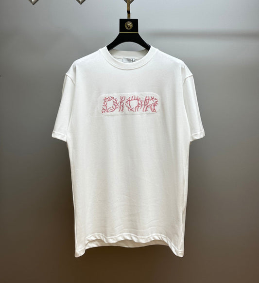 Nouveau T-shirt brodé