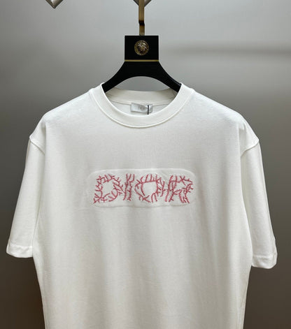 Nouveau T-shirt brodé