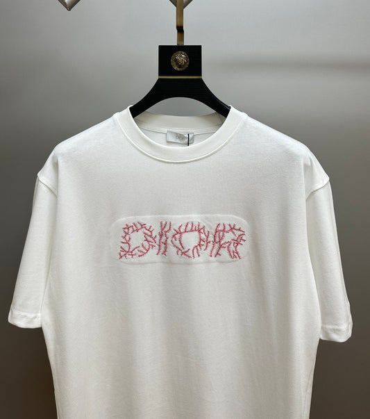 Nouveau T-shirt brodé