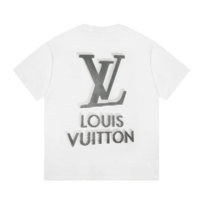 Camiseta estampada vintage desgastada