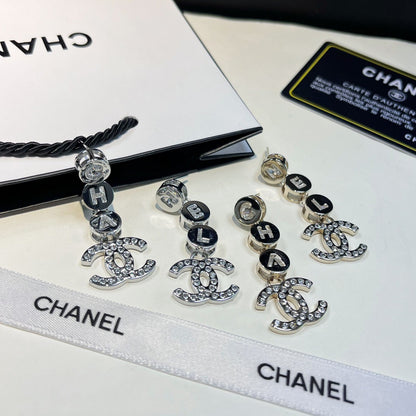 Boucles d'oreilles tendance avec pendentif lettre