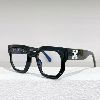 Lunettes de soleil tendance à monture carrée