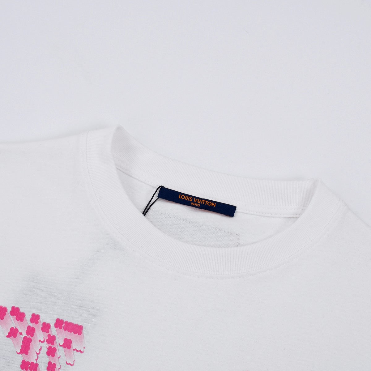 Camiseta clásica estampada rosa