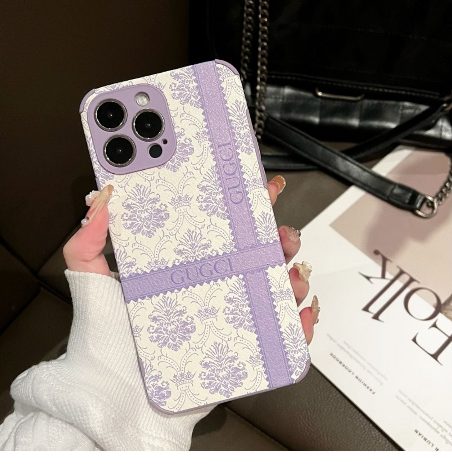 Estuche de cuero repujado