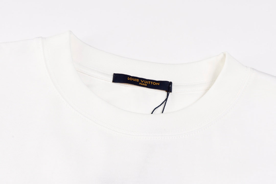 Camiseta clásica con logo estampado