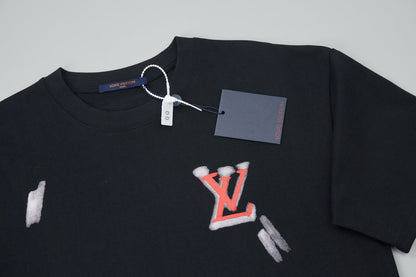 T-shirt avec logo gribouillé dessiné à la main