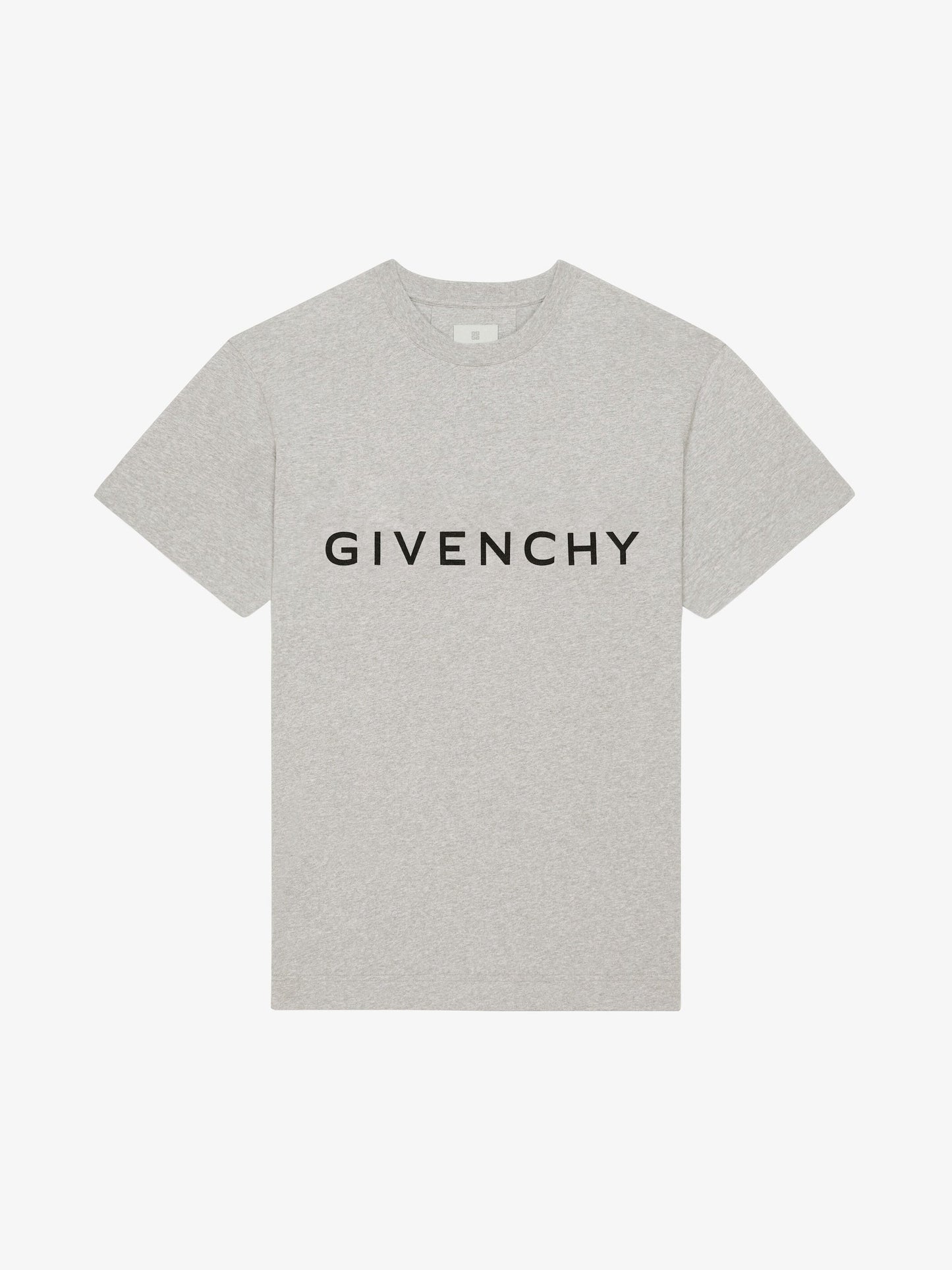 Camiseta arquetípica (preferiblemente de verano)