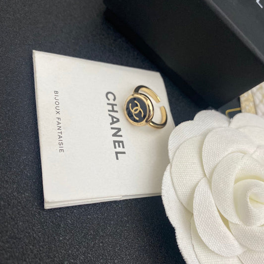 Bague ouverte avec logo vintage