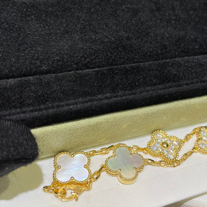 Pulsera de trébol de concha de lujo