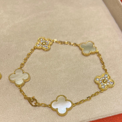 Pulsera de trébol de concha de lujo