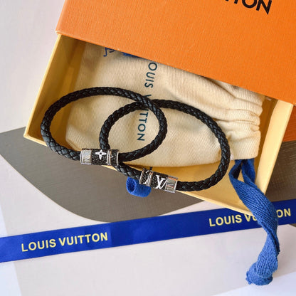 Bracelet classique en cuir noir