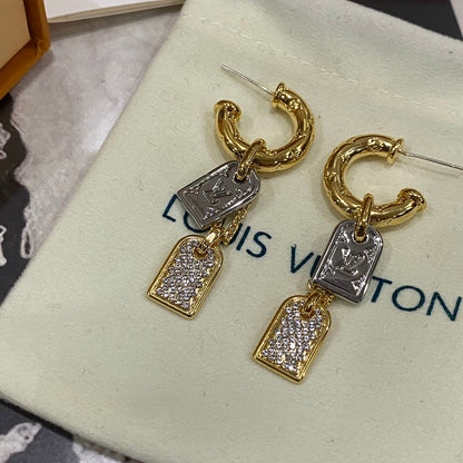Pendientes Colgantes con Ficha Vintage de Moda