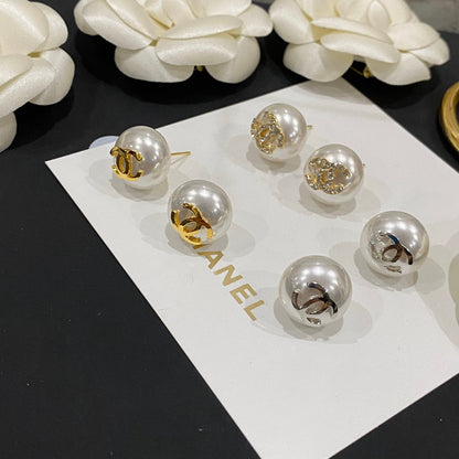 Boucles d'oreilles clous rétro élégantes diamant et perle