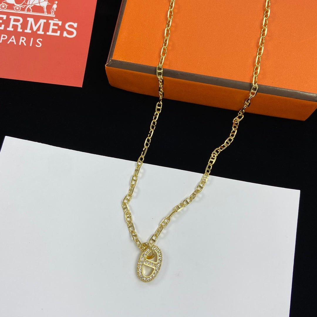 Juego de joyas de oro con logotipo de farándula clásico