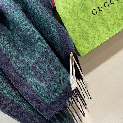 Bufanda de doble cara con borlas y estampado de cuadros escoceses