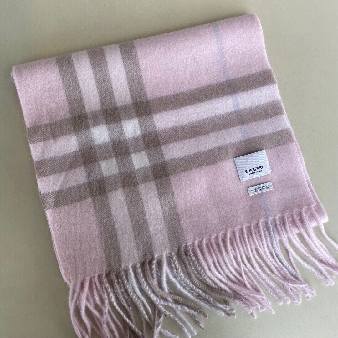 Bufanda multicolor clásica a cuadros con borlas
