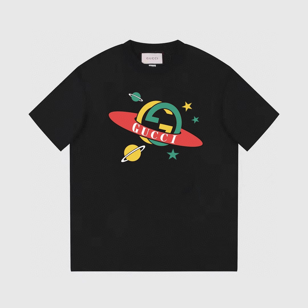 Camiseta con estampado de luna de dibujos animados