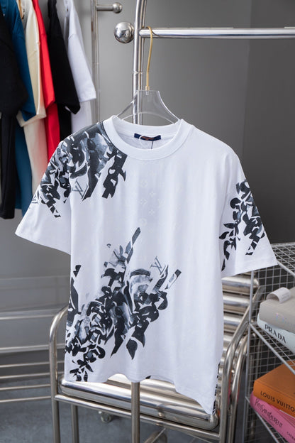Camiseta estampada con patrón floral